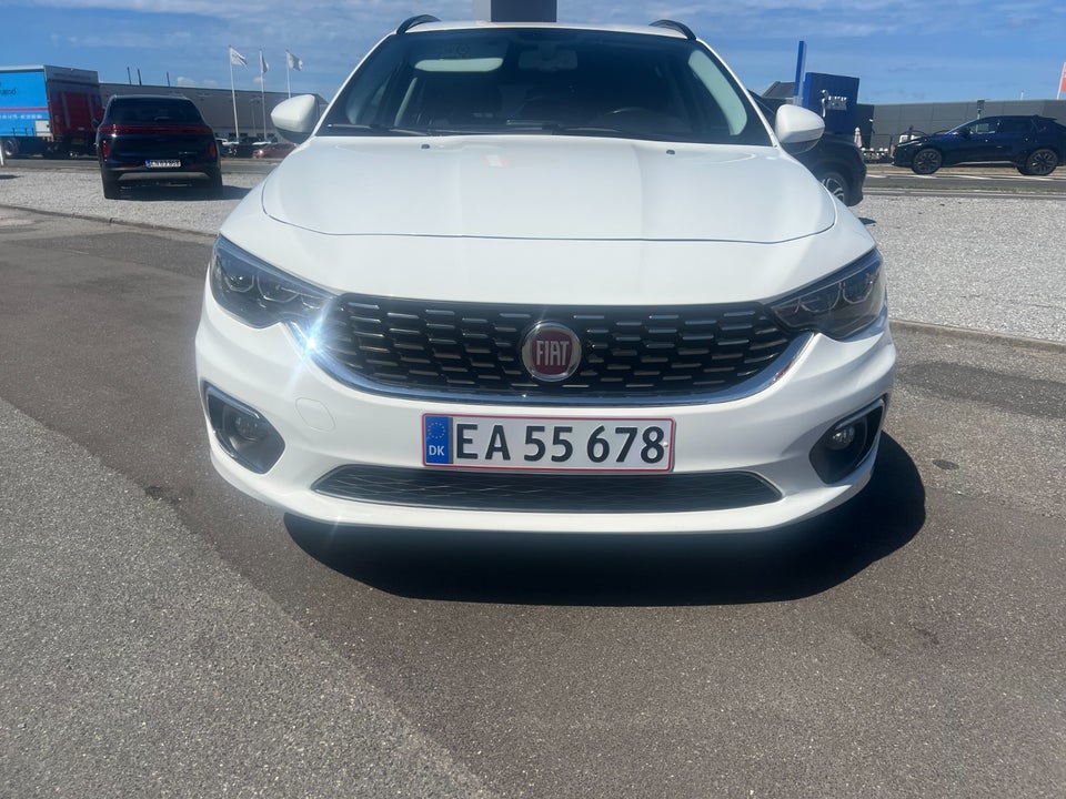 Fiat Tipo 1,4 T-Jet 120 Lounge SW 5d