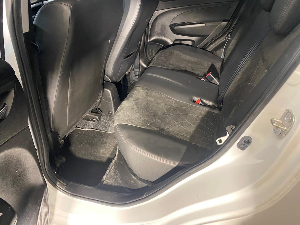 Suzuki Swift 1,2 Dualjet Action 5d