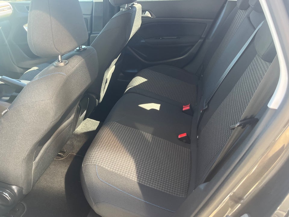 Peugeot 308 1,5 BlueHDi 130 Style SW 5d