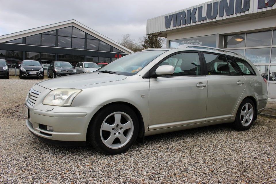 Toyota Avensis 1,8 VVT-i Sol stc. 5d