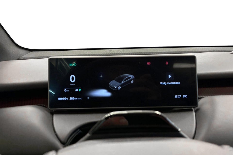 NIO ET5 75 Standard Range 4d