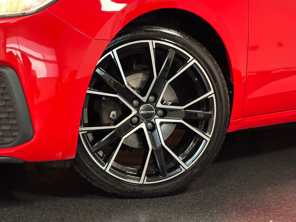 Audi A1 30 TFSi Advanced Sportback 5d