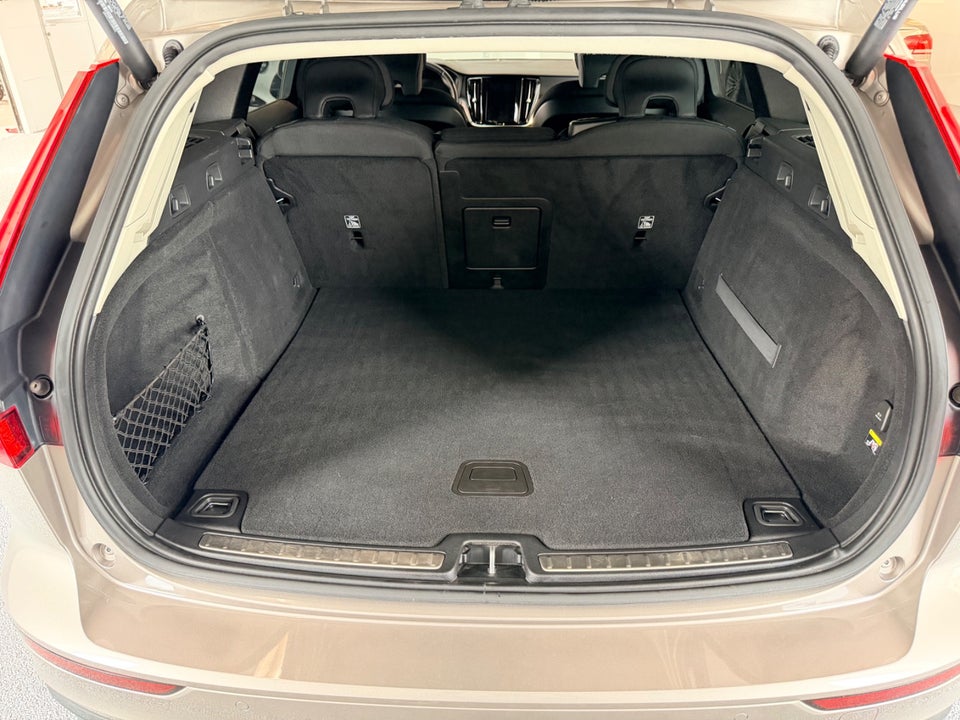 Volvo V60 2,0 D4 190 Momentum aut. 5d