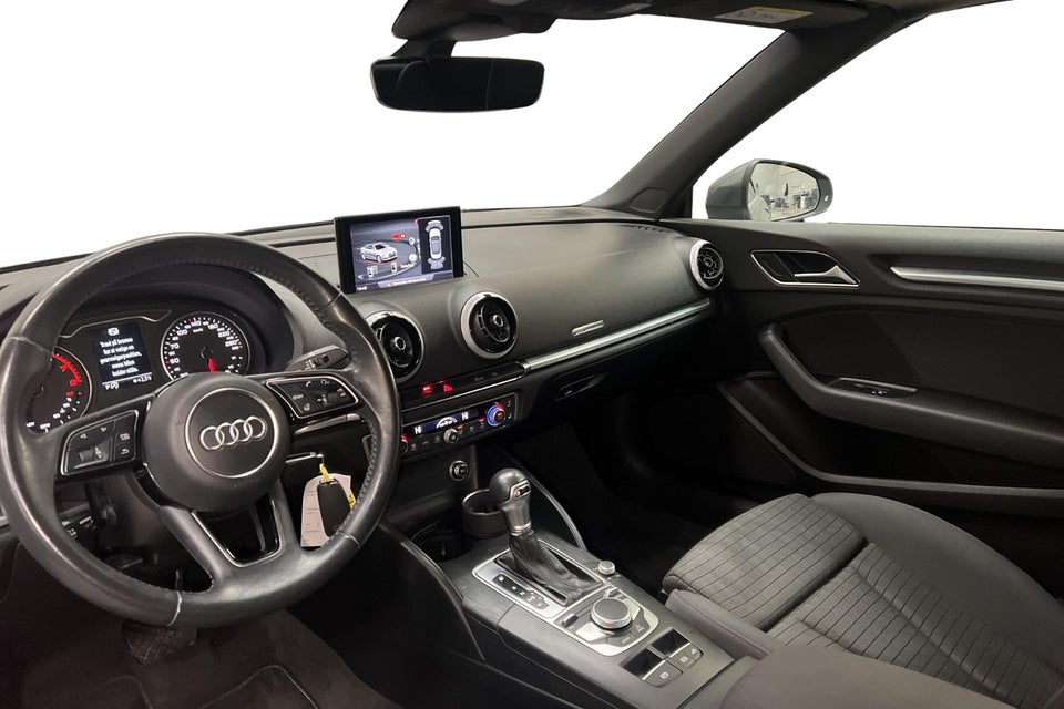 Audi A3 35 TFSi Sport Limited plus Cabriolet S-tr. 2d