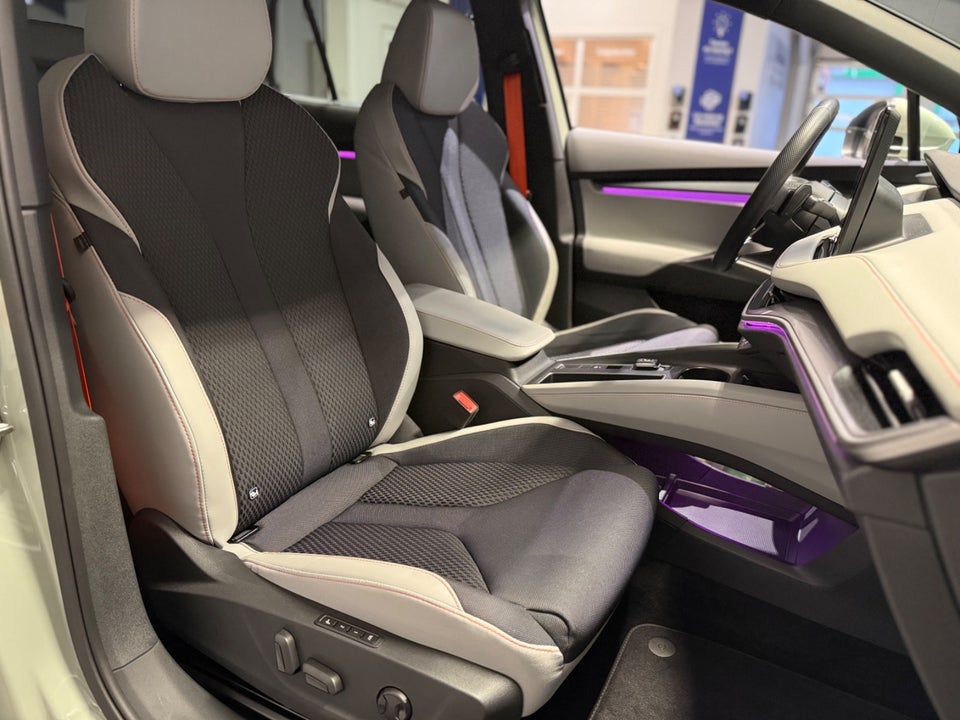 Skoda Elroq 85 iV Lodge 5d