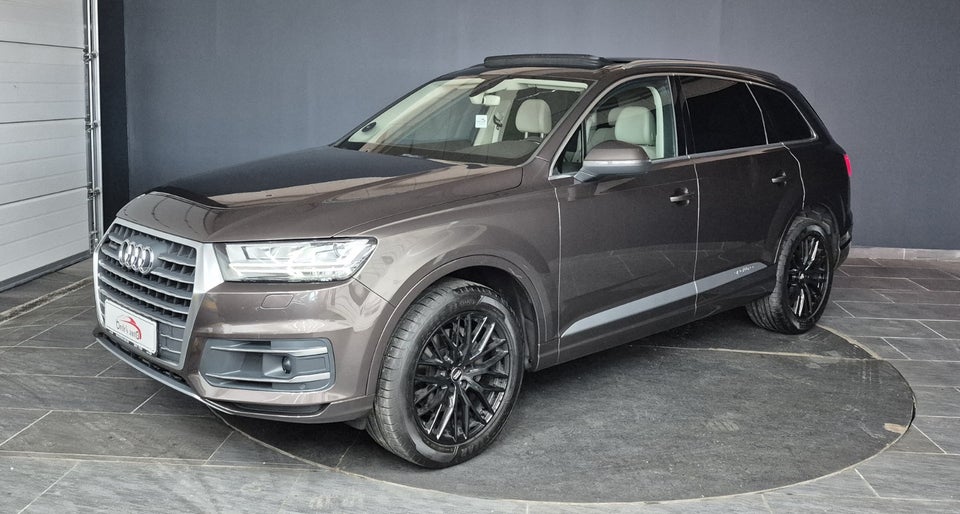 Audi Q7 3,0 TDi 272 quattro Tiptr. 5d