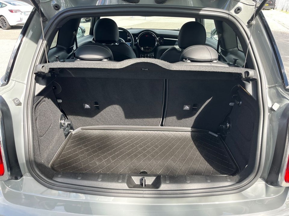 MINI Cooper SE Edition Premium Plus 3d