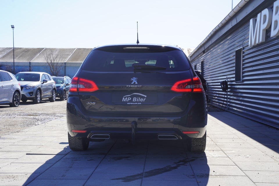 Peugeot 308 1,5 BlueHDi 130 Allure Grand SW 5d