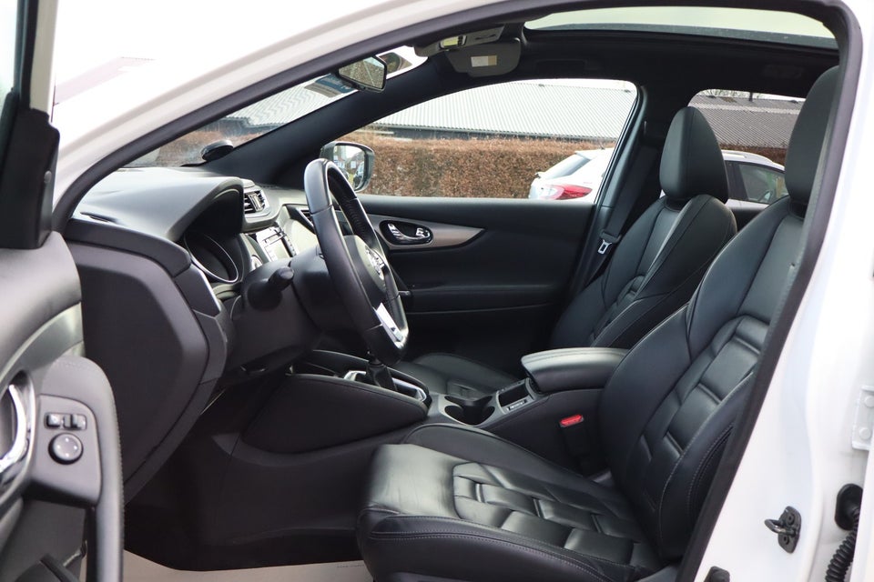 Nissan Qashqai 1,3 Dig-T 140 Tekna+ 5d