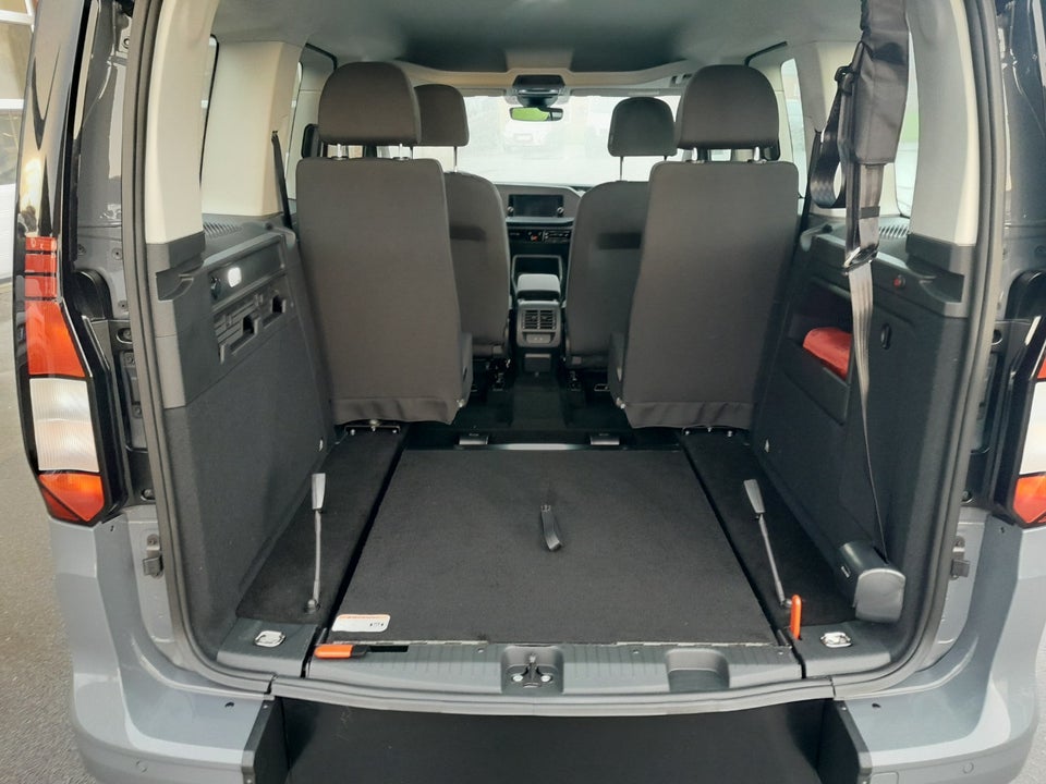 VW Caddy 1,5 TSi 114 Family DSG 5d