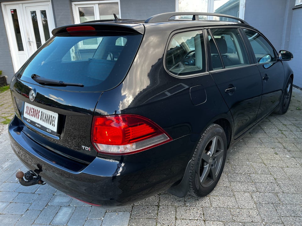 VW Golf VI 1,6 TDi 105 Comfortline Variant BMT 5d