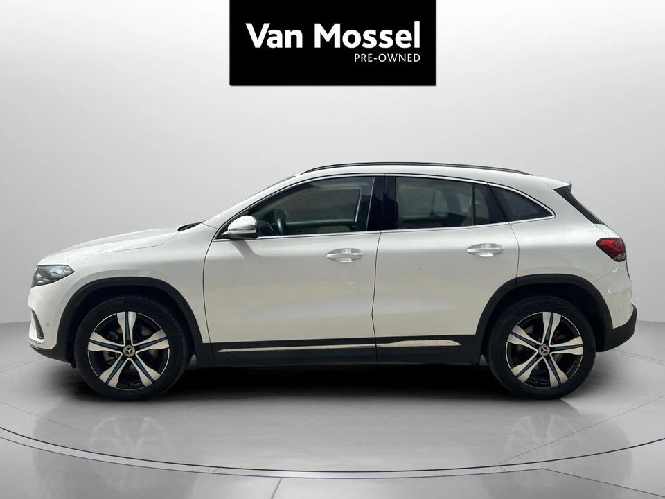 Mercedes EQB250 Progressive 5d