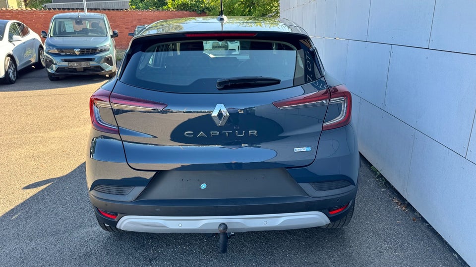 Renault Captur 1,6 E-Tech Intens 5d