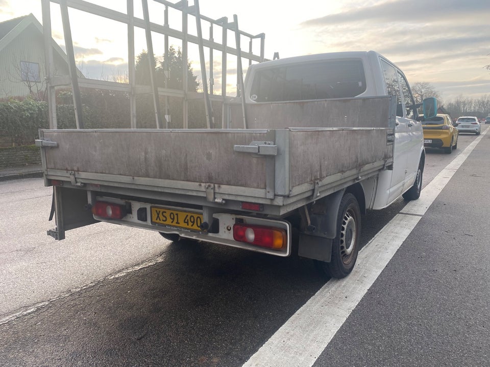 VW Transporter 2,0 TDi 140 Db.Kab m/lad 4d