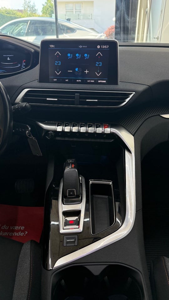 Peugeot 5008 1,2 e-THP 130 Allure EAT6 7prs 5d