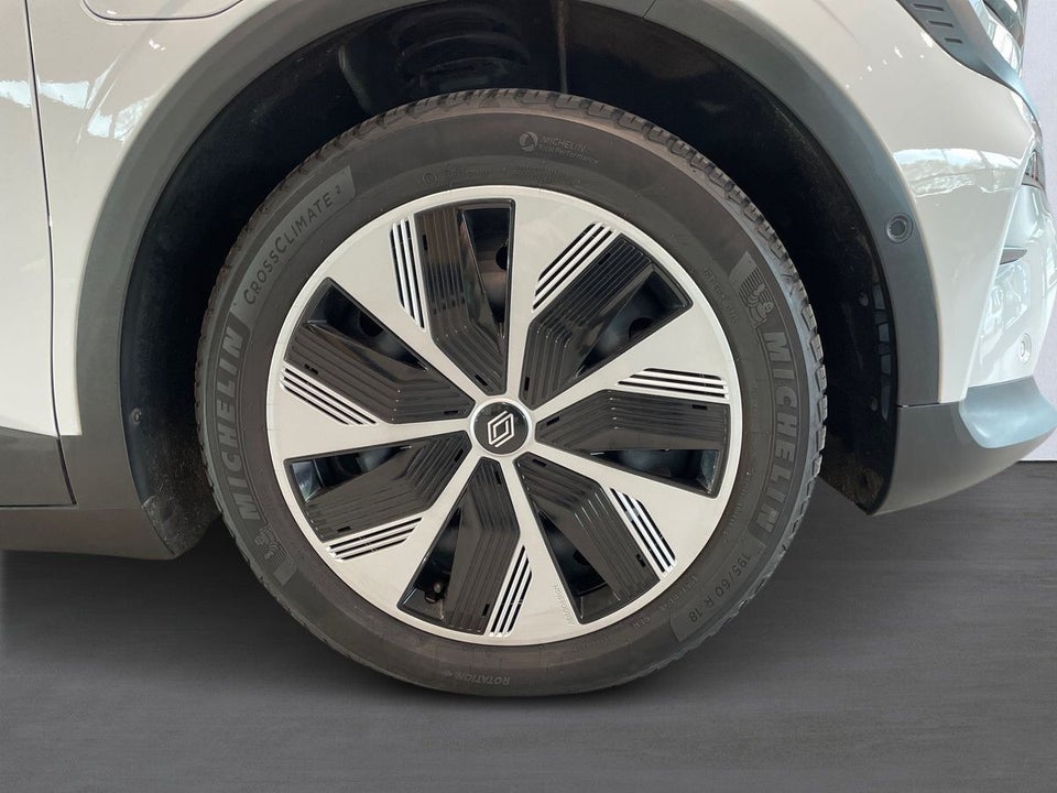 Renault Megane E-Tech 60 Techno 5d
