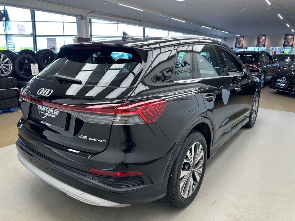 Audi Q4 e-tron 45 Progress 5d