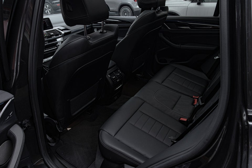 BMW iX3 Charged Impressive 5d