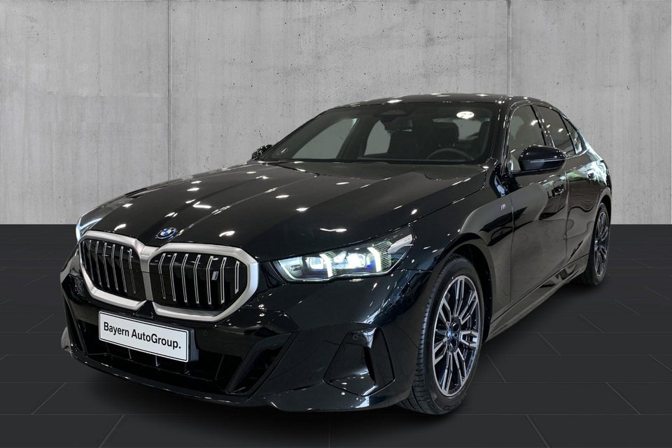 BMW i5 eDrive40 M-Sport 4d