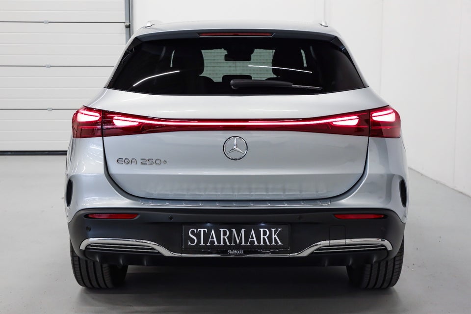 Mercedes EQA250+ AMG Advance 5d