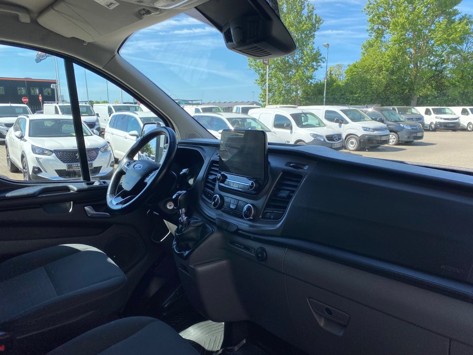 Ford Transit Custom 300 L2 2,0 TDCi 170 Trend