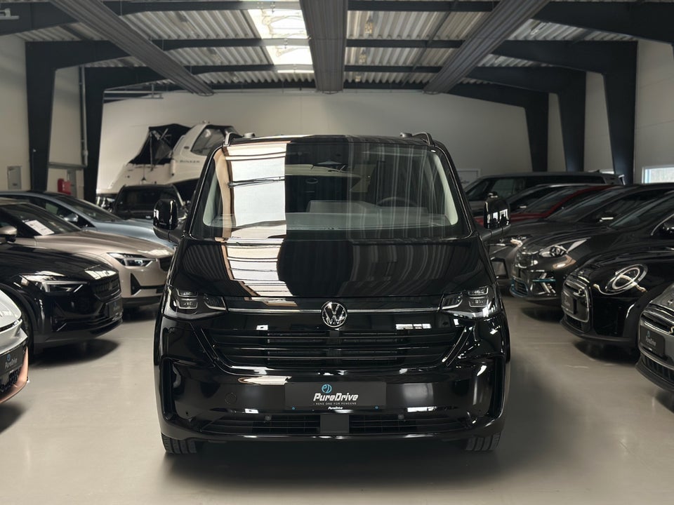 VW e-Caravelle 64 Style SWB