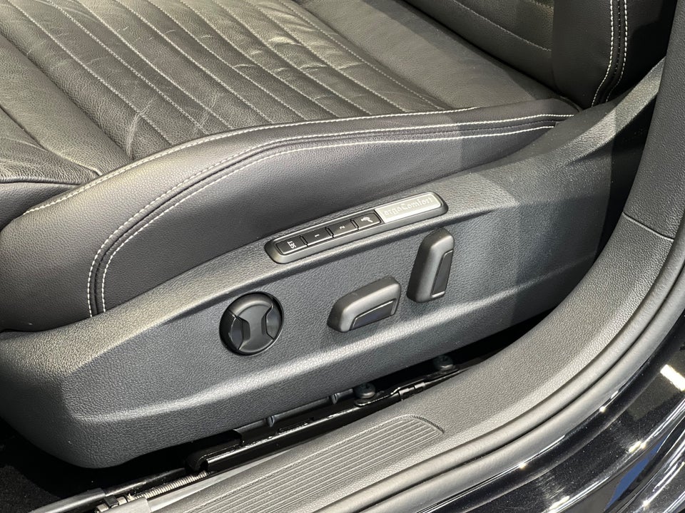 VW Passat 2,0 TDi 190 Elegance+ Variant DSG 5d