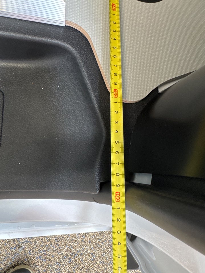 Peugeot e-Expert 75 L2 Plus Van