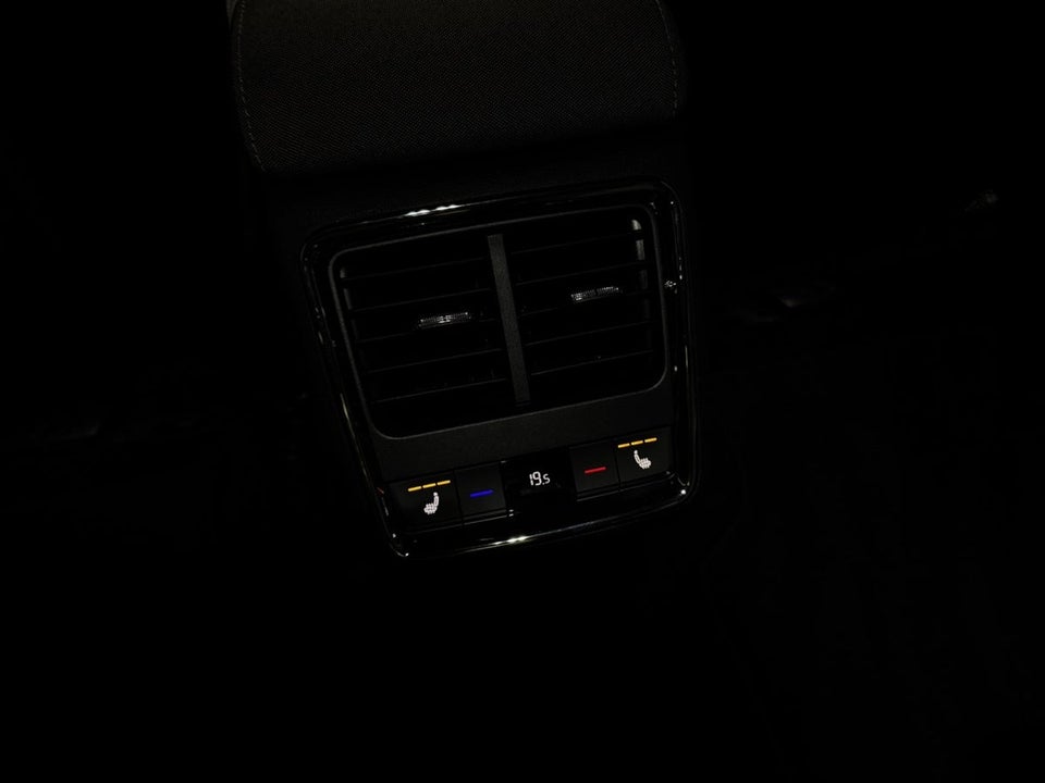 Skoda Enyaq 80 iV Loft 5d