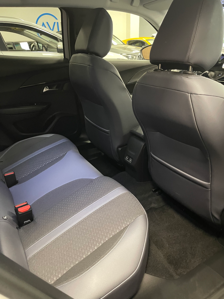 Peugeot 2008 1,2 PureTech 130 Allure 5d