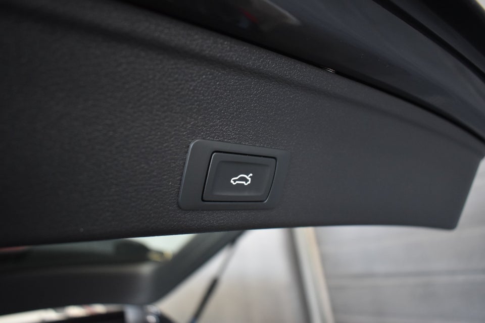 Audi A4 40 TFSi Sport Prestige Avant S-tr. 5d