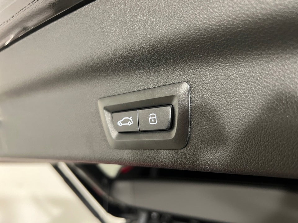 BMW iX1 xDrive30 M-Sport 5d