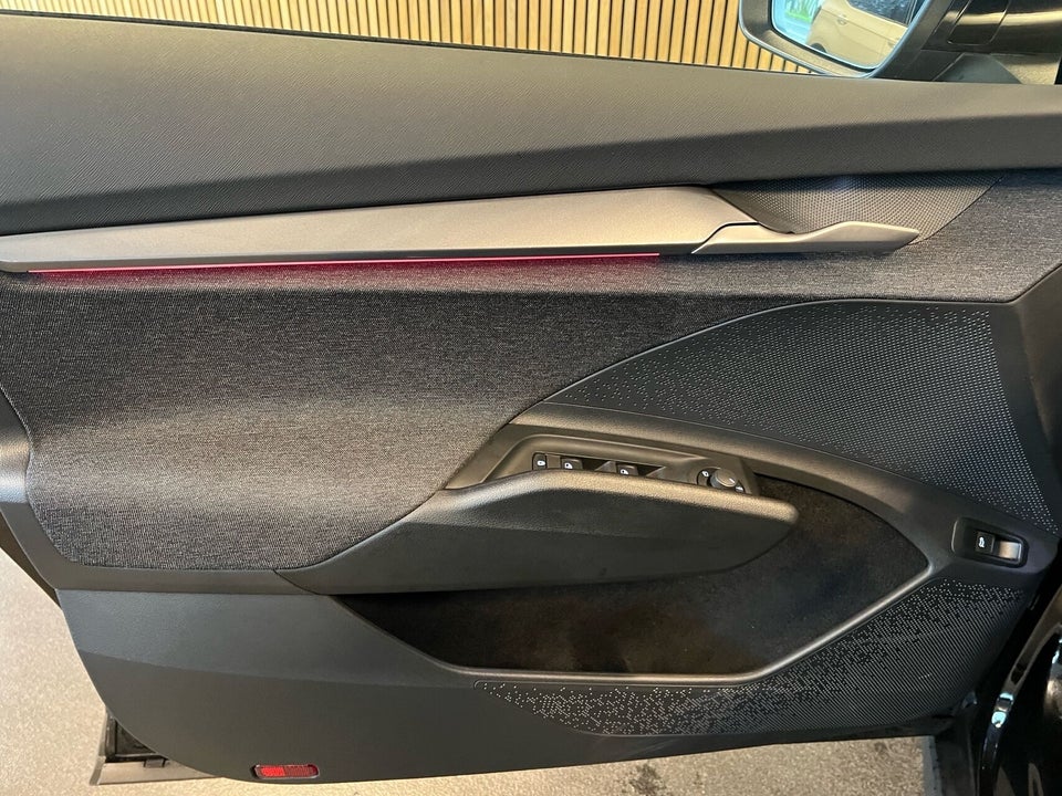 Skoda Elroq 85 iV Loft 5d