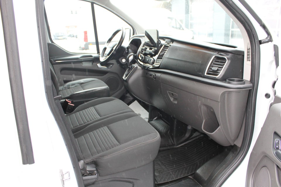 Ford Transit Custom 300L 2,0 TDCi 170 Limited aut.