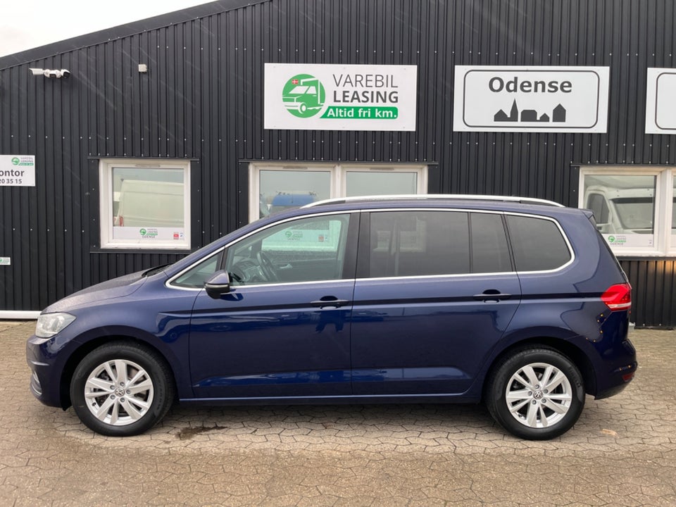 VW Touran 2,0 TDi 150 Highline DSG Van 5d