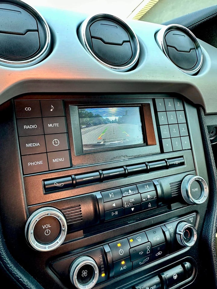 Ford Mustang 3,7 GT Fastback aut. 2d