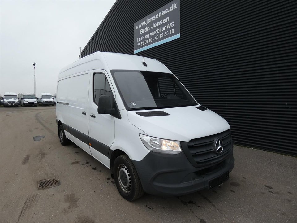Mercedes Sprinter 214 2,2 CDi A2 Kassevogn aut. FWD