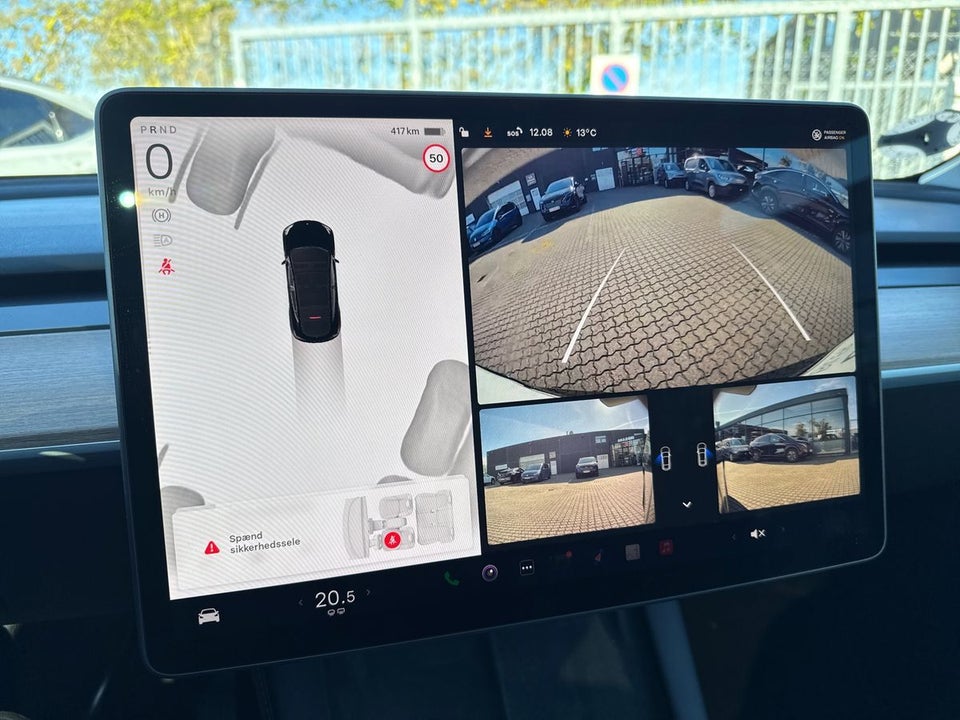 Tesla Model Y Long Range AWD 5d