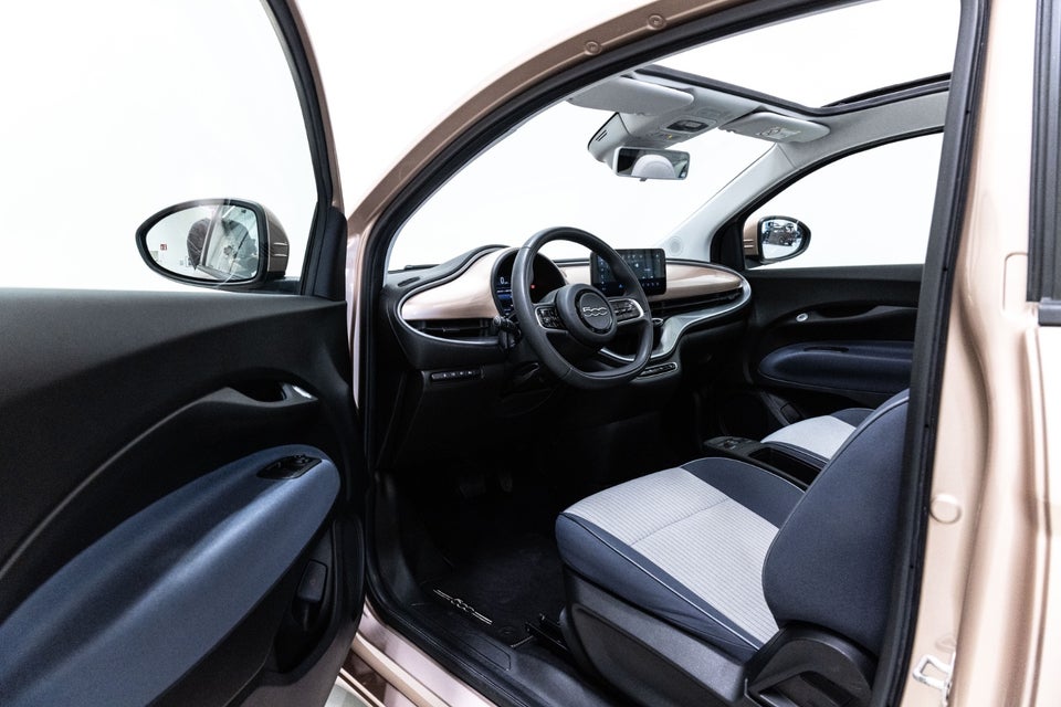 Fiat 500e 42 Icon Cabrio 2d