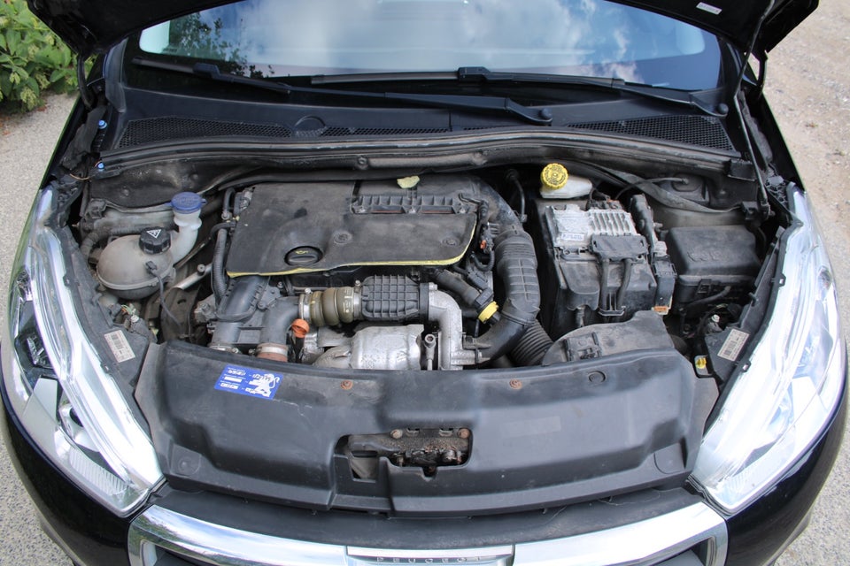 Peugeot 208 1,6 BlueHDi 100 Active 5d