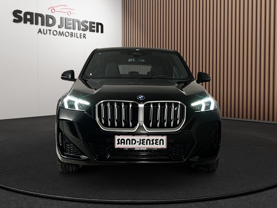BMW iX1 xDrive30 M-Sport Premium 5d