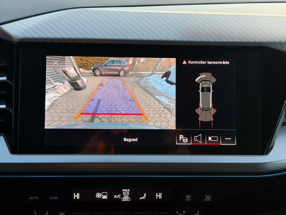 Audi Q4 e-tron 40 Advanced 5d