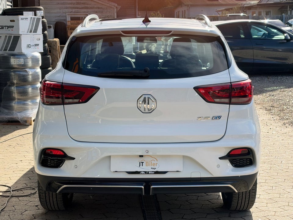 MG ZS 70 Luxury 5d