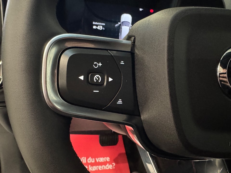 Volvo XC40 P6 ReCharge Core 5d