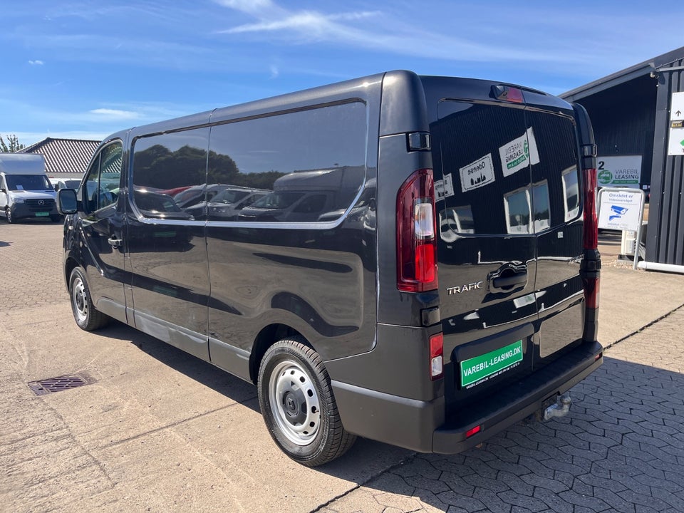 Renault Trafic T29 2,0 dCi 120 L2H1