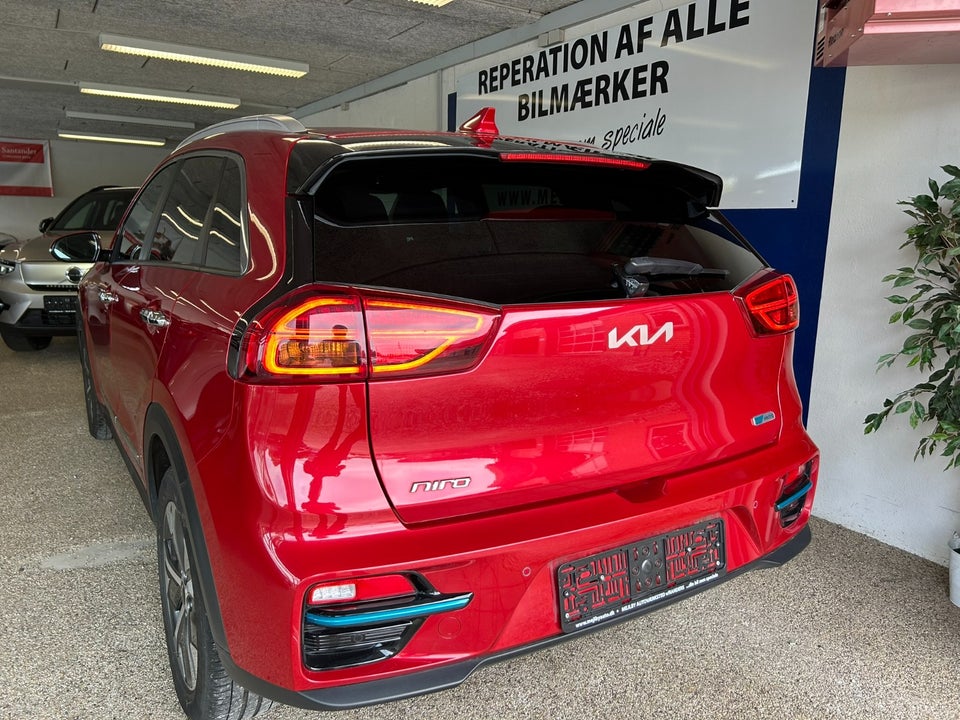 Kia e-Niro 64 Advance 5d