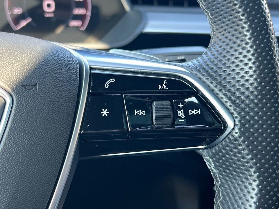 Audi e-tron S Sportback quattro 5d