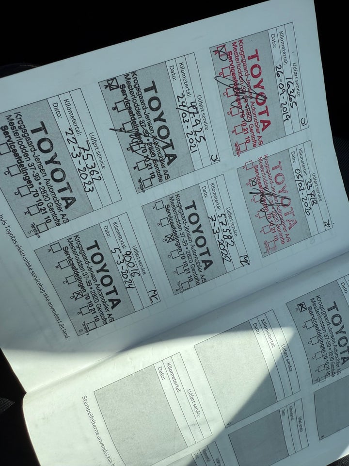 Toyota Yaris 1,5 Hybrid H3 Selected e-CVT 5d