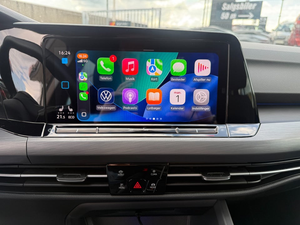 VW Golf VIII 1,4 eHybrid DSG 5d