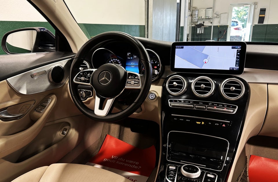 Mercedes C300 2,0 Coupé aut. 2d